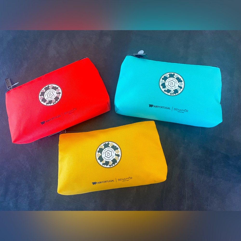 TAP first class amenity pouch